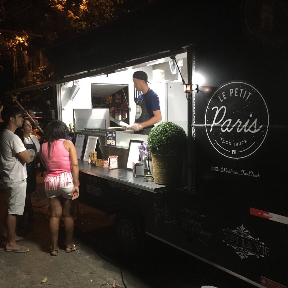 Pizzaria itinerante RJ vira rede com cinco unidades e R$ 40 milhões